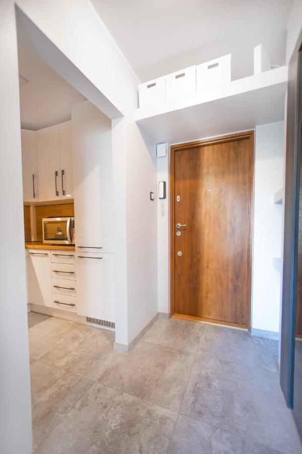 Charming Apt Next To Lazienki Park And City Center Varsovia Exterior foto